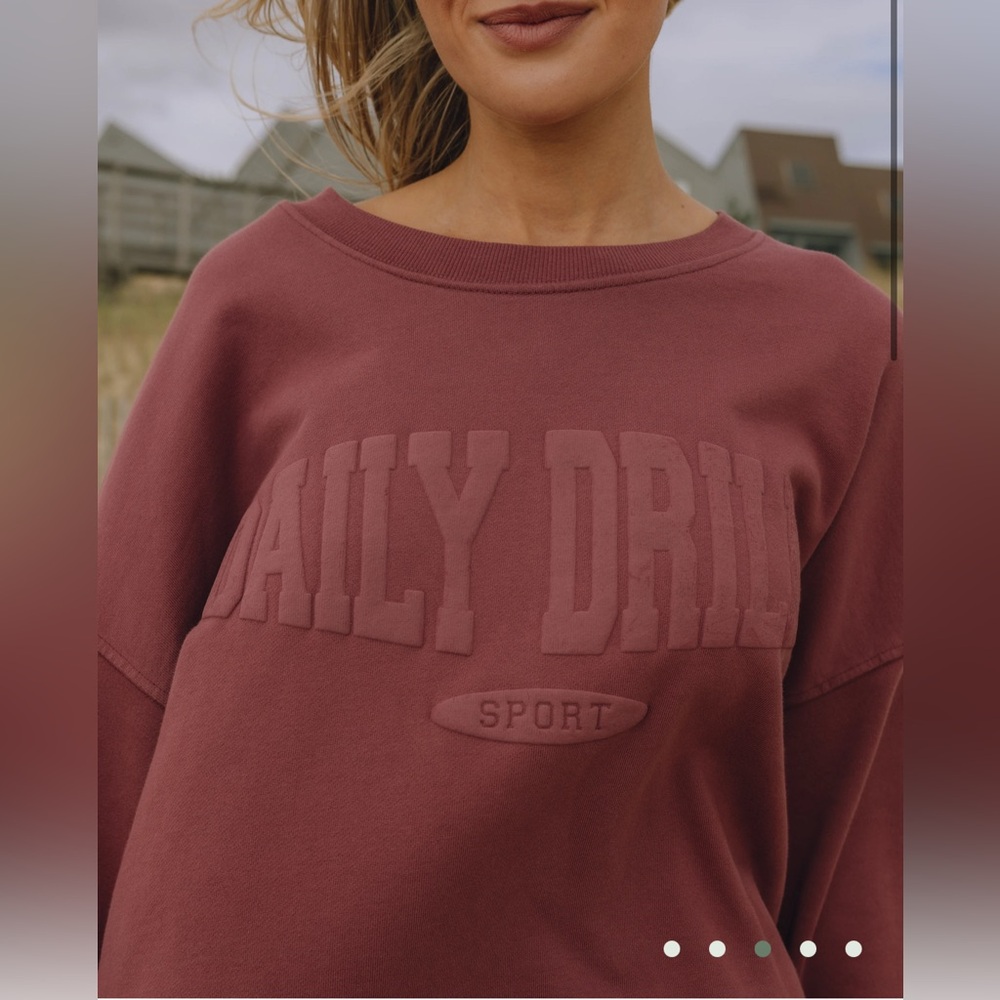 Daily Drills OVERSIZED SPORT CREW in wine with monochrome patch. Never worn NWT - Picture 2 of 3